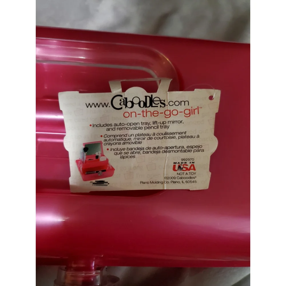 Caboodles nwt pink